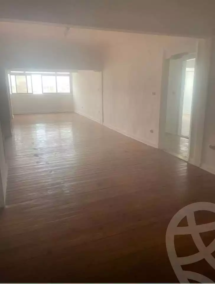 https://aqarmap.com.eg/ar/listing/5869418-for-sale-alexandria-smouha