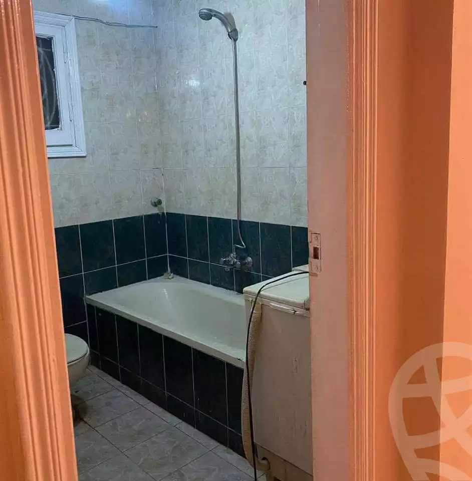 https://aqarmap.com.eg/ar/listing/5872003-for-sale-alexandria-miami-khld-bn-lwlyd