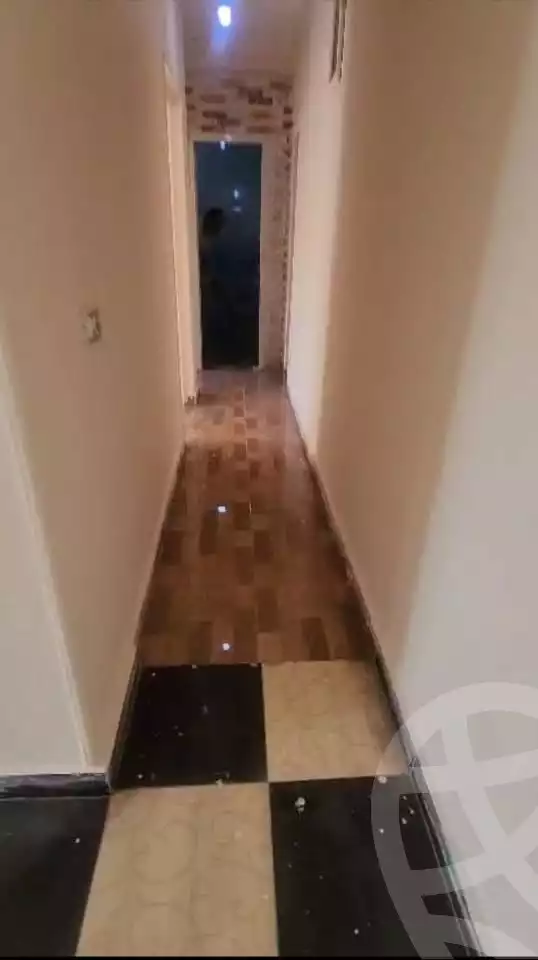 https://aqarmap.com.eg/en/listing/5872536-for-sale-cairo-mokattam-el-hadabah-el-wosta-compounds-zahrat-el-madaen