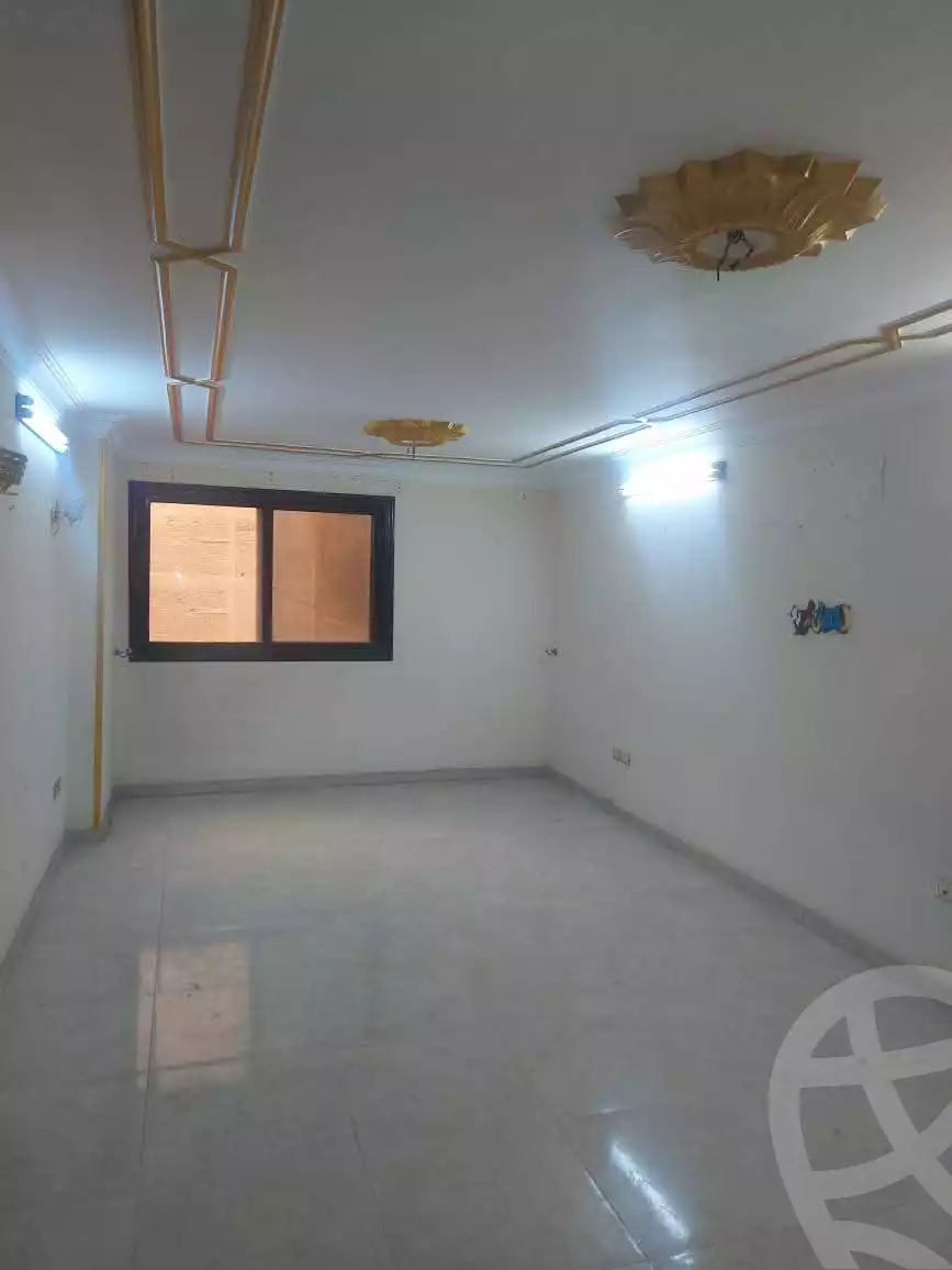 https://aqarmap.com.eg/en/listing/5872774-for-sale-cairo-helwan-helwan-el-sharkeya-mostafa-safwat-st