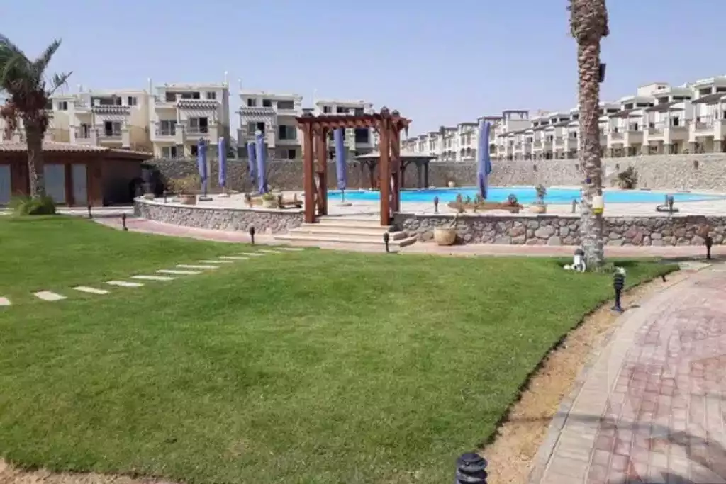 https://aqarmap.com.eg/en/listing/5873561-for-sale-ain-elsokhna-resorts-blue-blue