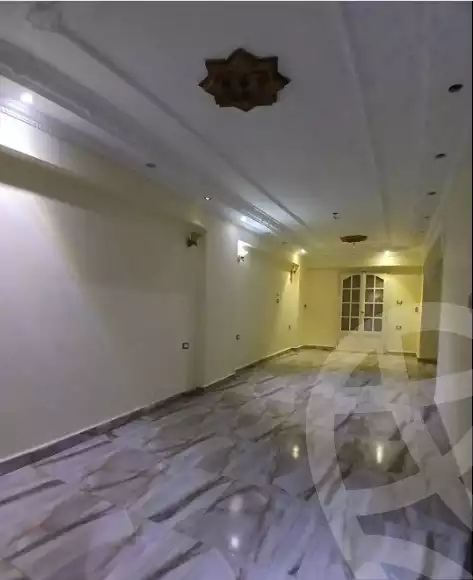 https://aqarmap.com.eg/ar/listing/5873789-for-sale-alexandria-l-jmy-lbytsh-el-zohour-st