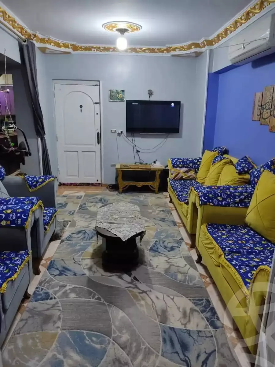 https://aqarmap.com.eg/en/listing/5875354-for-sale-alexandria-bw-qyr-street-25