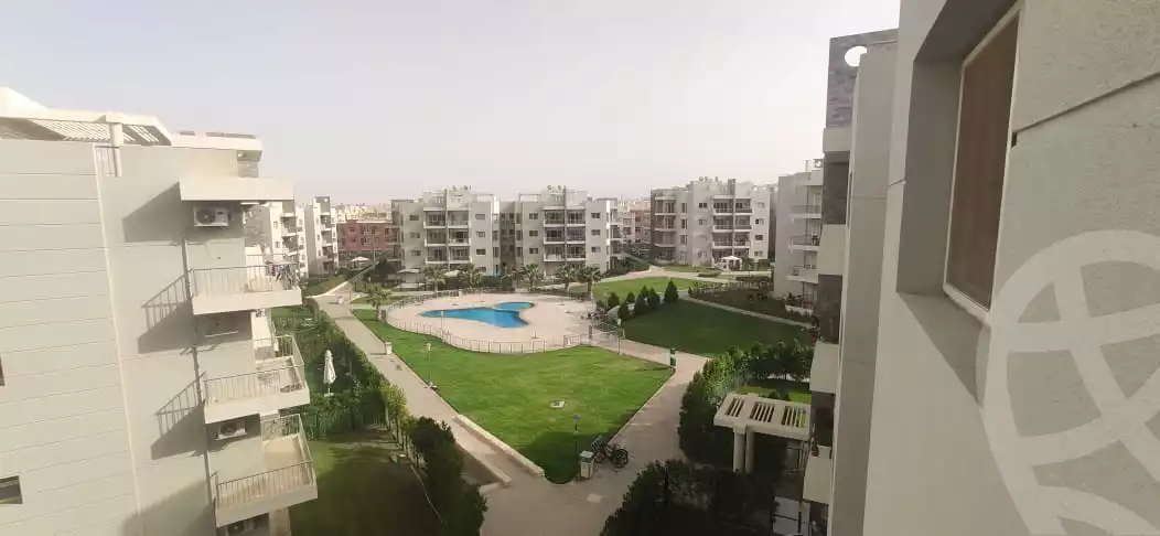 https://aqarmap.com.eg/en/listing/5876936-for-sale-cairo-el-sheikh-zayed-city-compounds-dh-drys