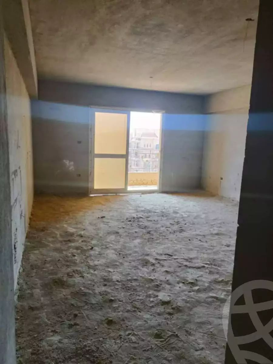 https://aqarmap.com.eg/en/listing/5877611-for-sale-cairo-new-cairo-compounds-loaloat-new-cairo