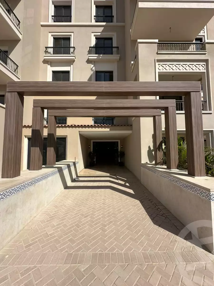https://aqarmap.com.eg/en/listing/5877778-for-sale-cairo-el-sheikh-zayed-city-compounds-kmbwnd-fyldj-wyst-dr-llttwyr