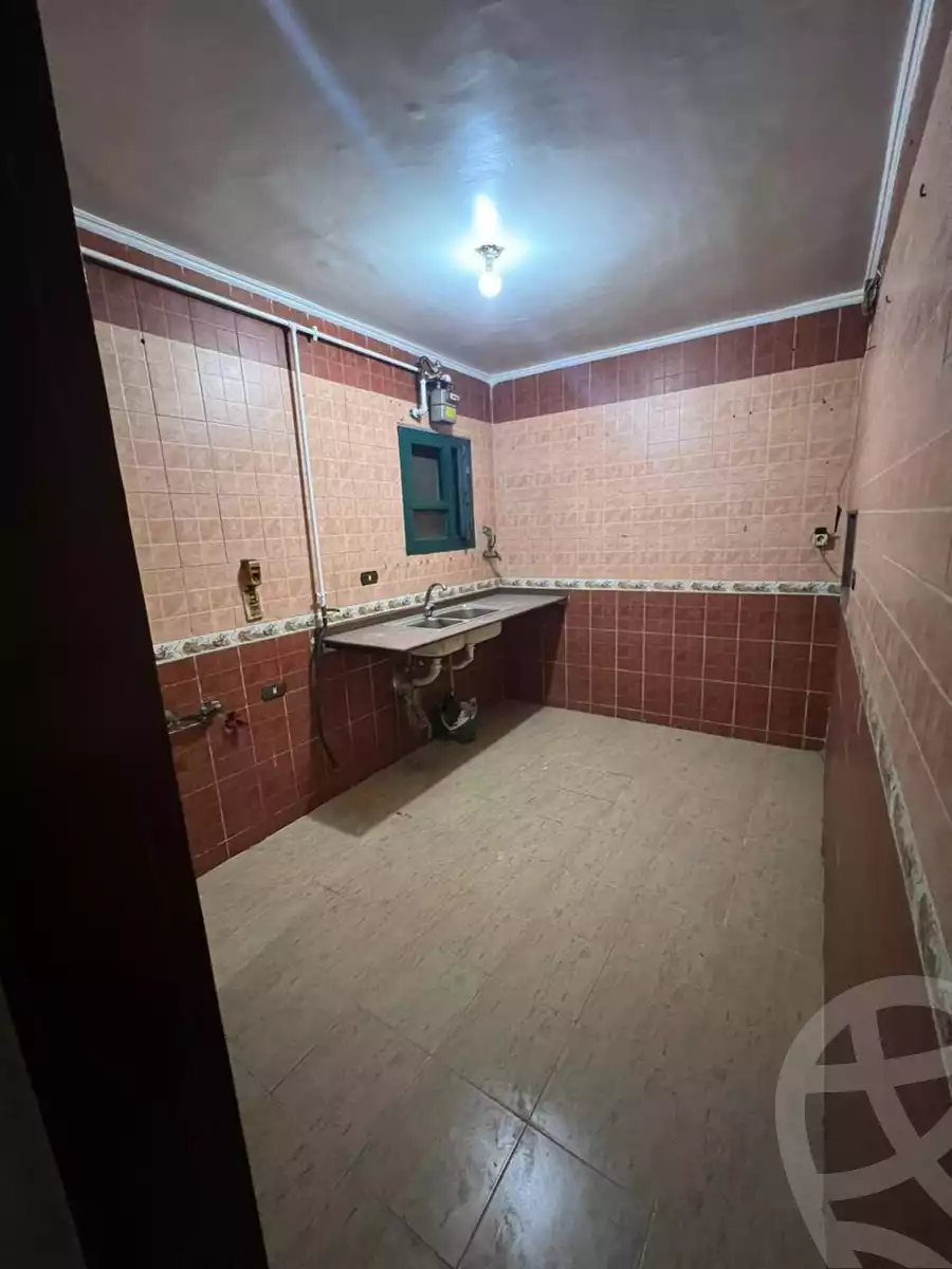 https://aqarmap.com.eg/en/listing/5878300-for-sale-cairo-helwan-helwan-el-sharkeya-mostafa-safwat-st