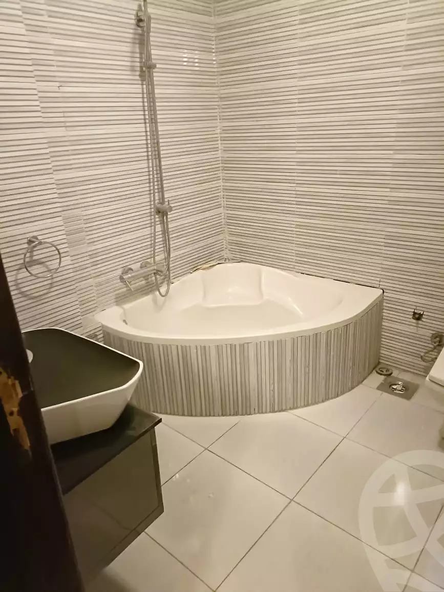 https://aqarmap.com.eg/en/listing/5878407-for-rent-cairo-dokki-shr-lthwr