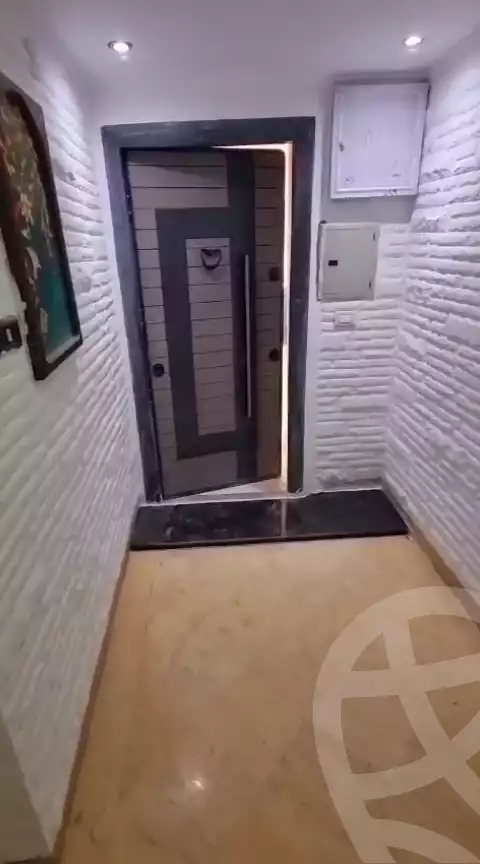 https://aqarmap.com.eg/en/listing/5878454-for-sale-cairo-el-mohandesen-shareaa-shehab