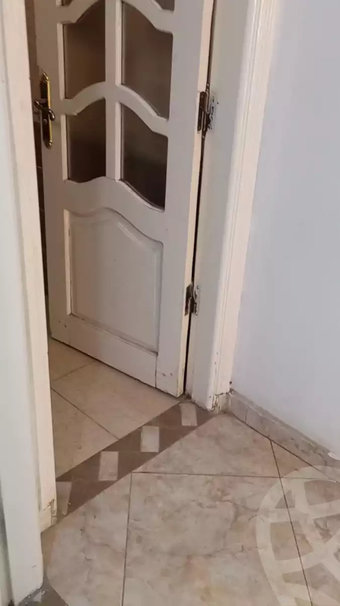 https://aqarmap.com.eg/en/listing/5880561-for-sale-cairo-helwan-mnshy-yn-hlwn-mansour-st
