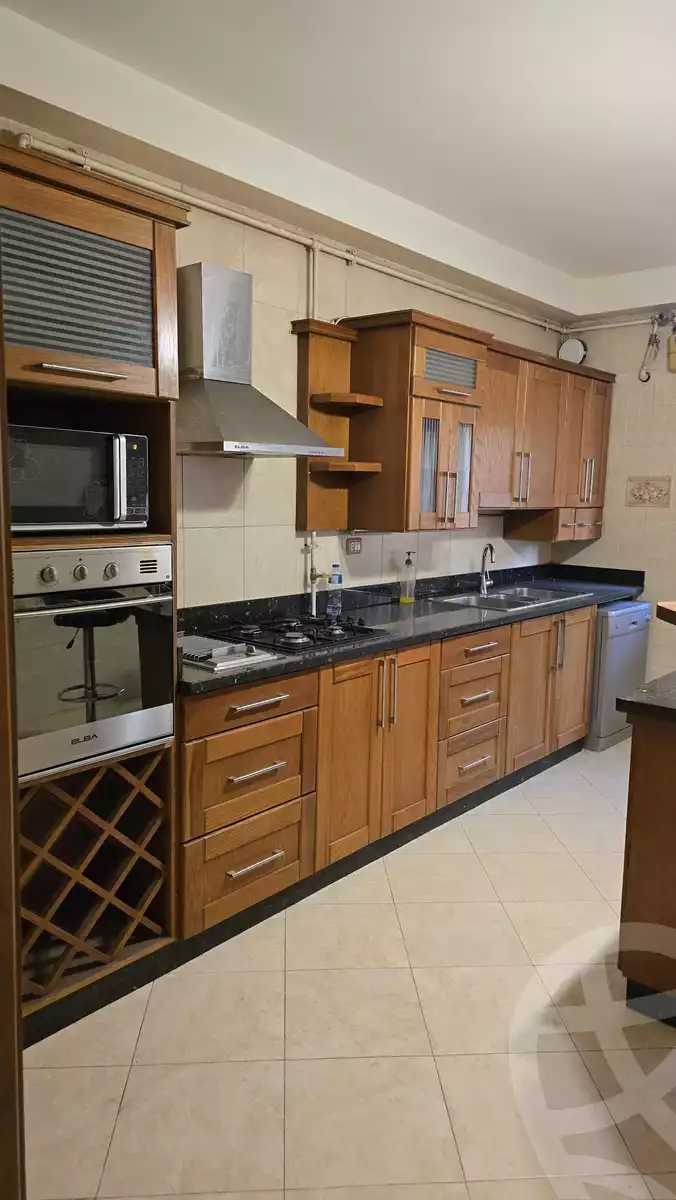 https://aqarmap.com.eg/en/listing/5882861-for-sale-cairo-new-cairo-first-settlement-mhwr-mstfy-kml