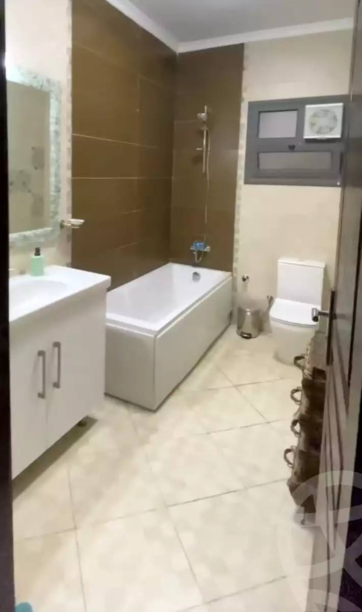 https://aqarmap.com.eg/en/listing/5883498-for-rent-cairo-new-cairo-compounds-el-deyar-mokhabarat