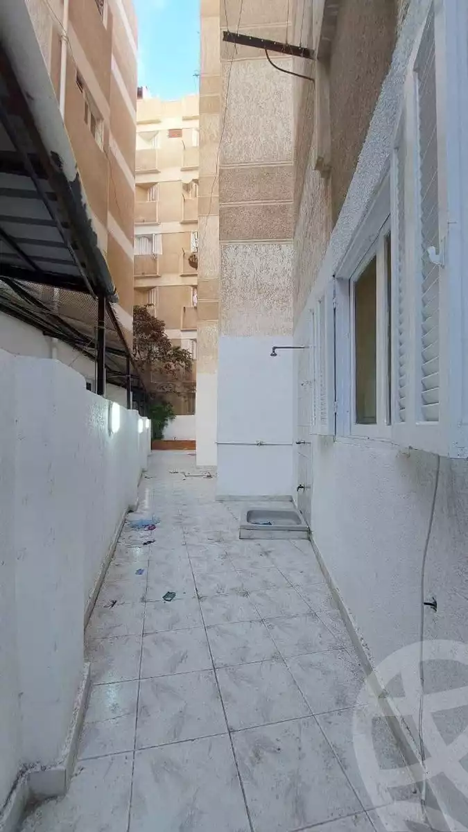 https://aqarmap.com.eg/en/listing/5884801-for-sale-alexandria-l-jmy-shataa-el-nakheel-street-10