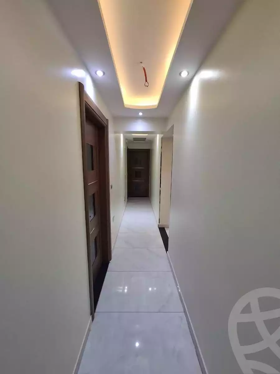 https://aqarmap.com.eg/en/listing/5885373-for-rent-cairo-ain-shams-jsr-lswys