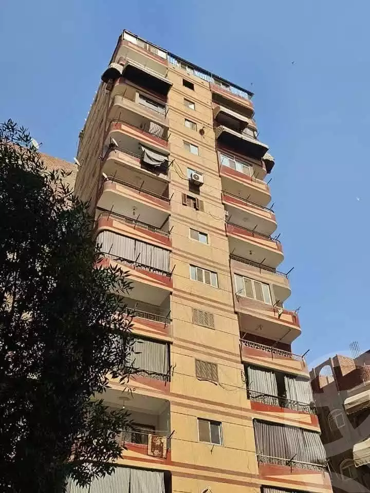 https://aqarmap.com.eg/ar/listing/5885879-for-sale-cairo-helwan-hadayek-helwan-el-khashab-canal