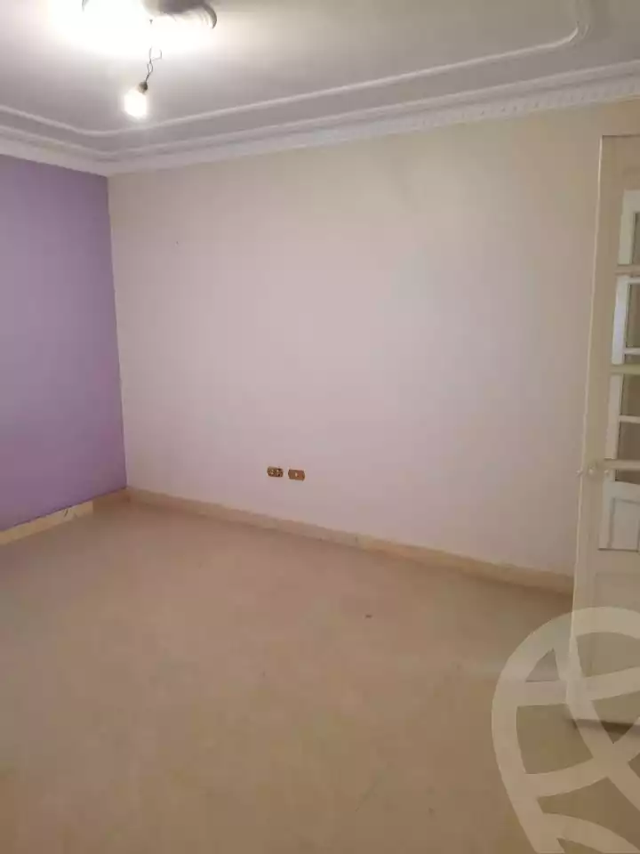 https://aqarmap.com.eg/en/listing/5885888-for-sale-alexandria-ganaklis-shr-mrtdy-bsh
