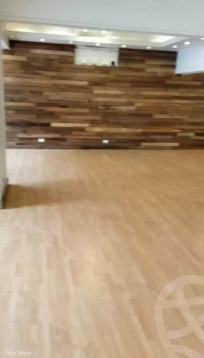 https://aqarmap.com.eg/ar/listing/5887642-for-rent-cairo-mokattam-lhdb-l-ly-shareaa-9