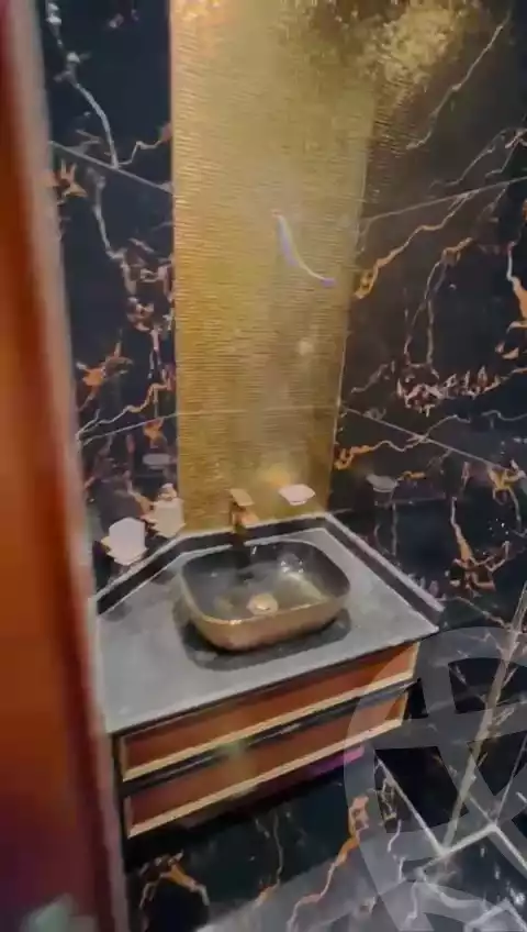 https://aqarmap.com.eg/en/listing/5887928-for-sale-cairo-el-mohandesen-lebnan-square