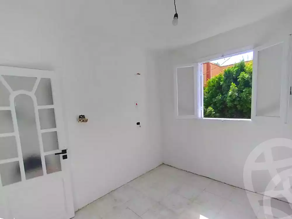 https://aqarmap.com.eg/ar/listing/5887459-for-rent-cairo-downtown-bab-el-loaa-mostafa-basha-kamel-st