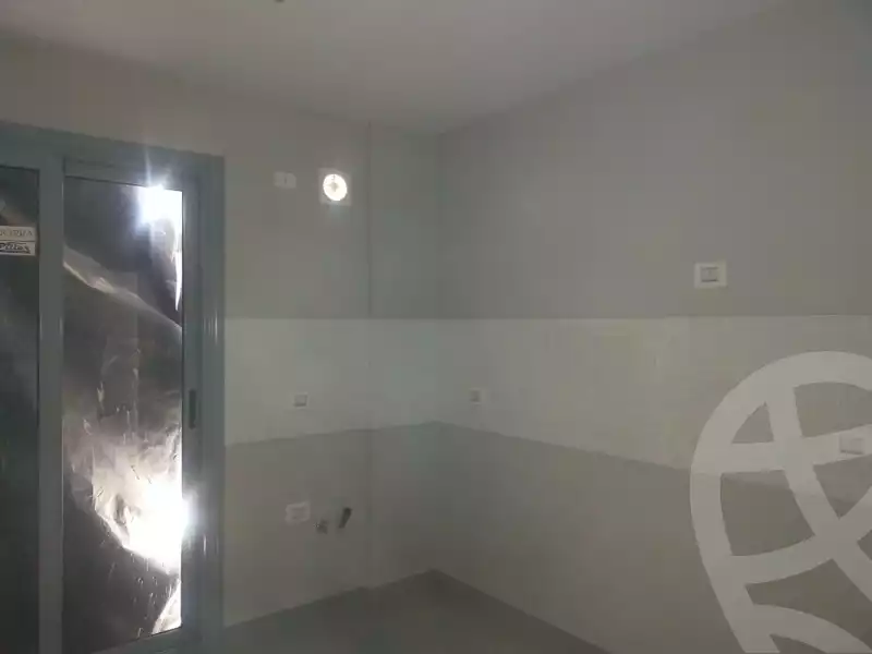 https://aqarmap.com.eg/ar/listing/5888288-for-sale-cairo-el-sheikh-zayed-city-compounds-kmbwnd-fyldj-wyst-dr-llttwyr