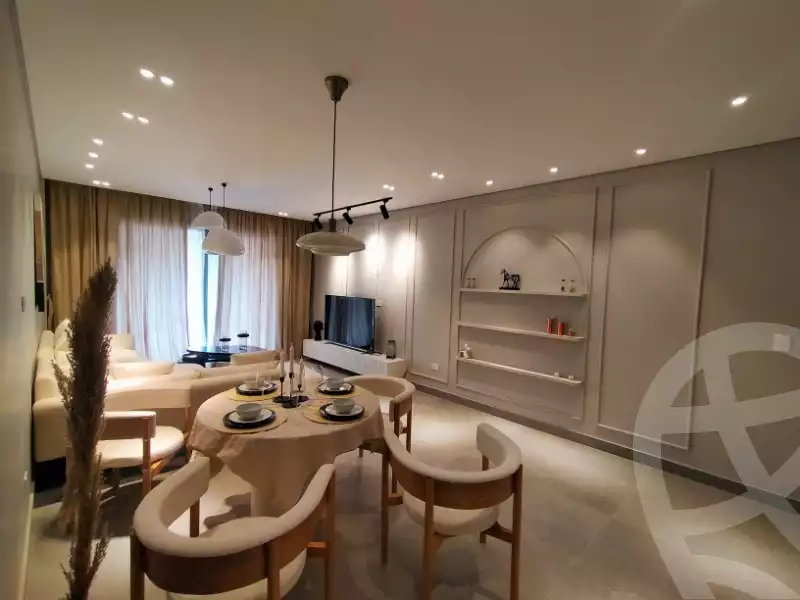 https://aqarmap.com.eg/ar/listing/5888288-for-sale-cairo-el-sheikh-zayed-city-compounds-kmbwnd-fyldj-wyst-dr-llttwyr