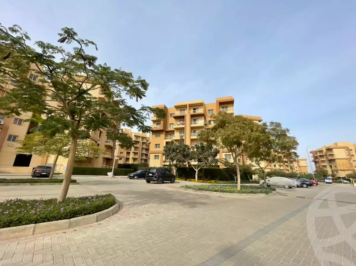 https://aqarmap.com.eg/en/listing/5888300-for-sale-cairo-6th-of-october-hadaeq-october-kmbwnd-fy-hdyq-ktwbr-shjr-ryzydns-y-jy-y-llttwyr