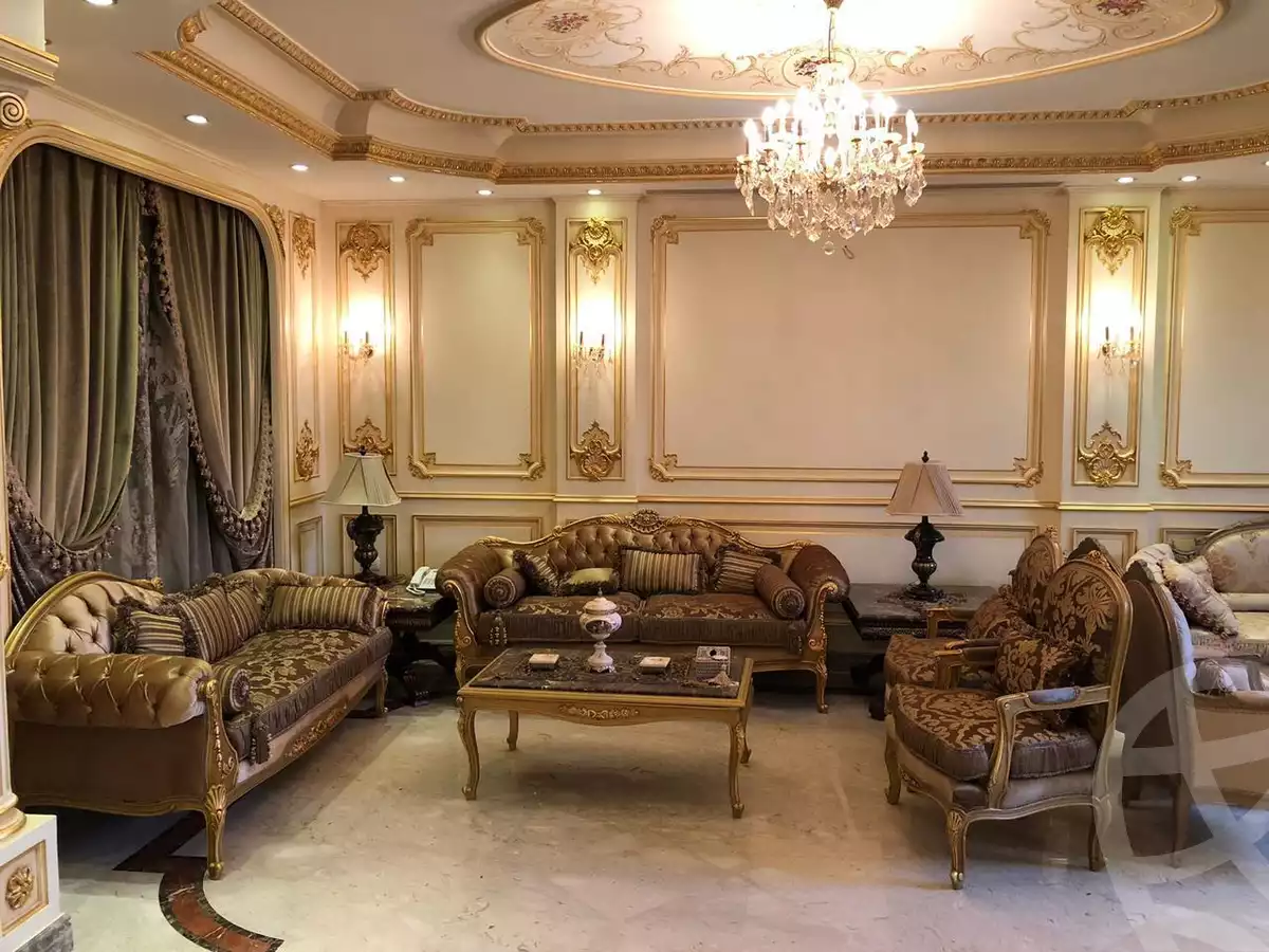https://aqarmap.com.eg/en/listing/5888902-for-sale-cairo-el-sheikh-zayed-city-compounds-royal-city