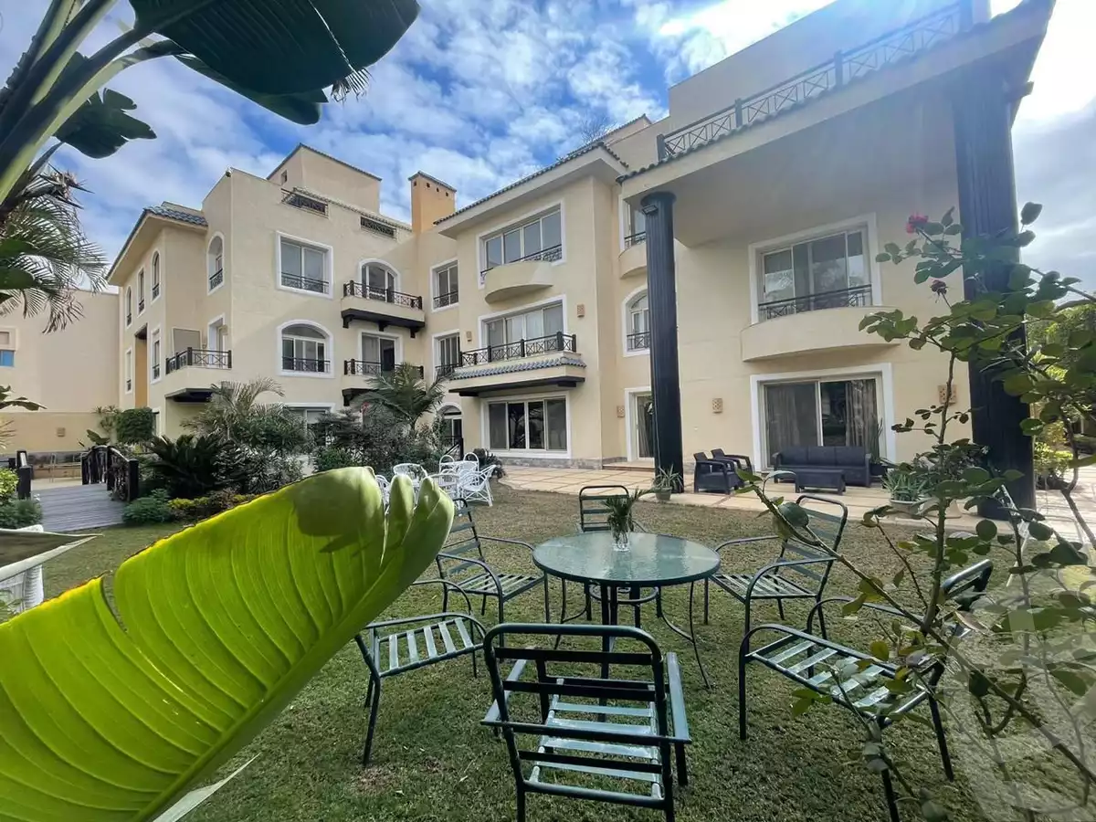 https://aqarmap.com.eg/ar/listing/5888948-for-sale-cairo-6th-of-october-featured-neighborhood-first-touristic-village-el-shaheed-mohammed-abdul-latif-alshimi-st