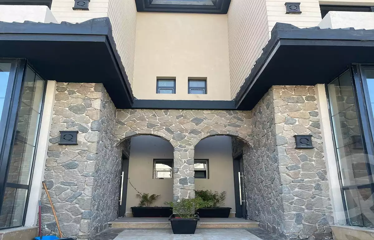 https://aqarmap.com.eg/en/listing/5889302-for-sale-cairo-new-cairo-compounds-mwntn-fyw-y-syty-the-marq-mountain-view-icity