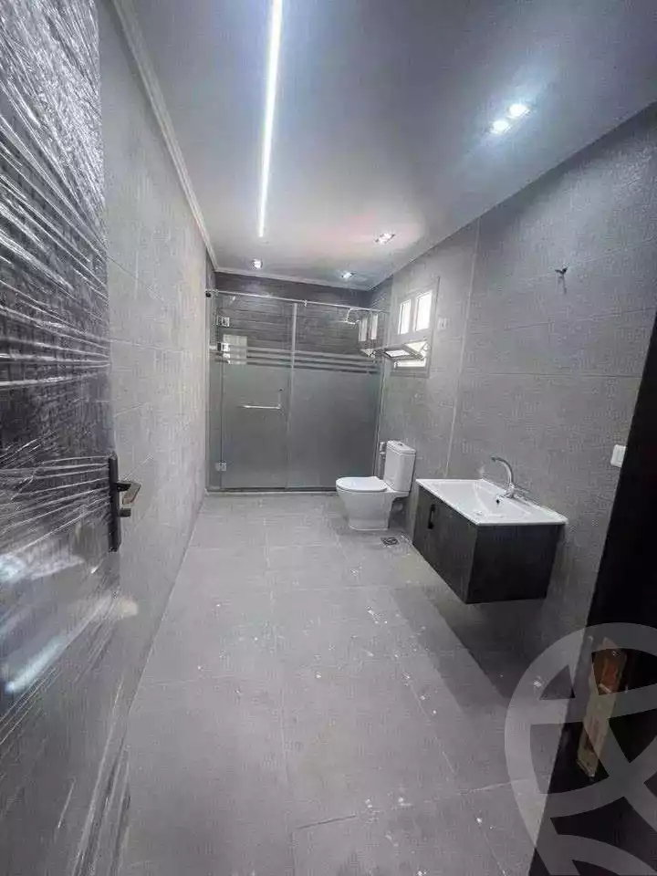 https://aqarmap.com.eg/en/listing/5889609-for-sale-cairo-helwan-rostom-st