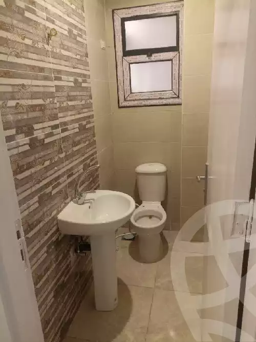 https://aqarmap.com.eg/ar/listing/5889628-for-rent-cairo-mokattam-compounds-kmbwnd-jwldn-jyts