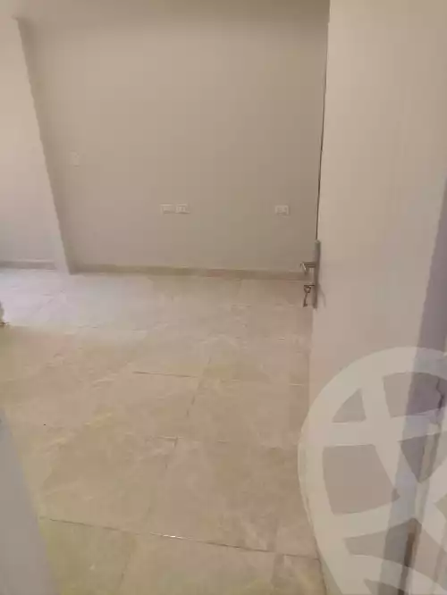 https://aqarmap.com.eg/ar/listing/5889628-for-rent-cairo-mokattam-compounds-kmbwnd-jwldn-jyts