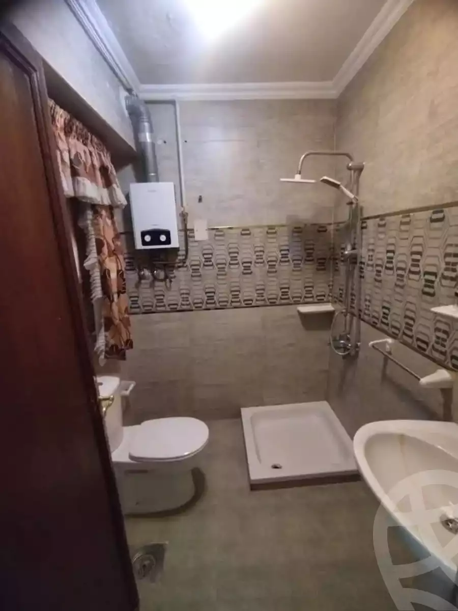 https://aqarmap.com.eg/en/listing/5889977-for-rent-cairo-mokattam-el-hadabah-el-wosta-rd-lmbhth