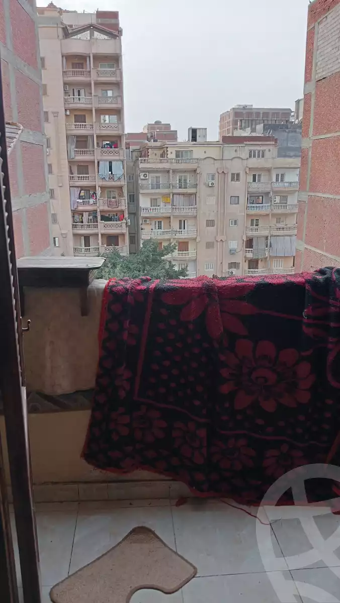 https://aqarmap.com.eg/ar/listing/5891653-for-sale-alexandria-l-jmy-lbytsh-el-hanafeya-st