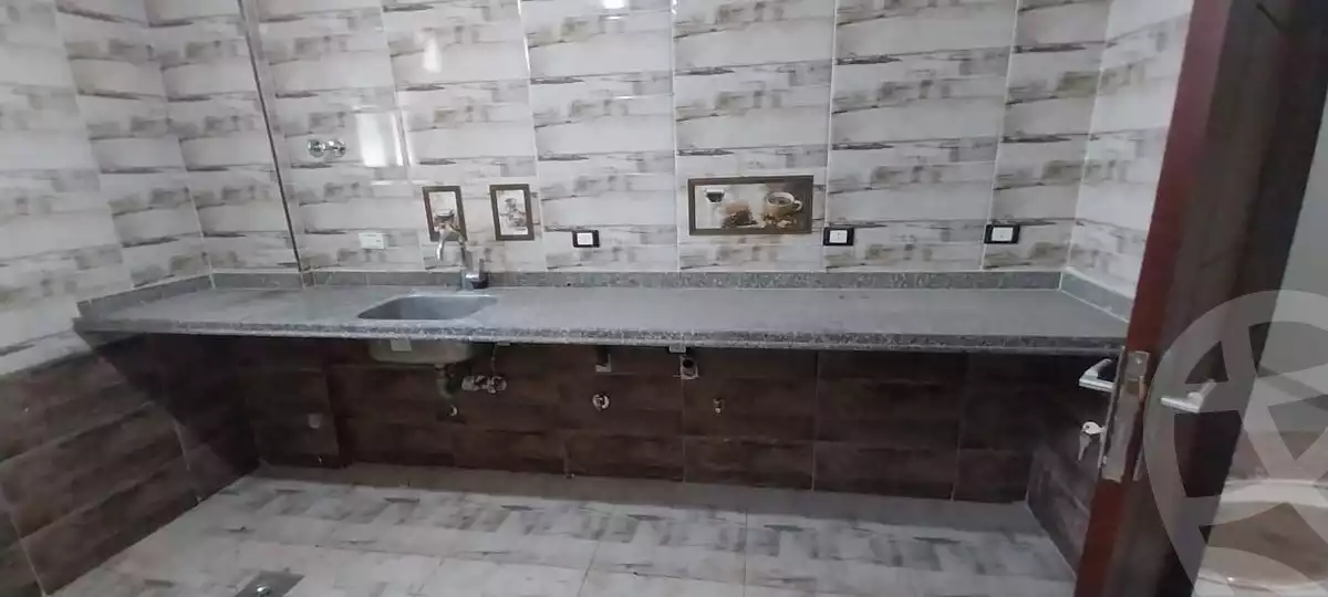 https://aqarmap.com.eg/ar/listing/5892079-for-rent-cairo-mokattam-lhdb-l-ly
