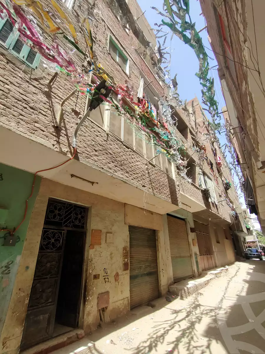 https://aqarmap.com.eg/ar/listing/5892232-for-sale-cairo-helwan-el-masaken-el-iqtsadeyah-ahmed-badawy-st
