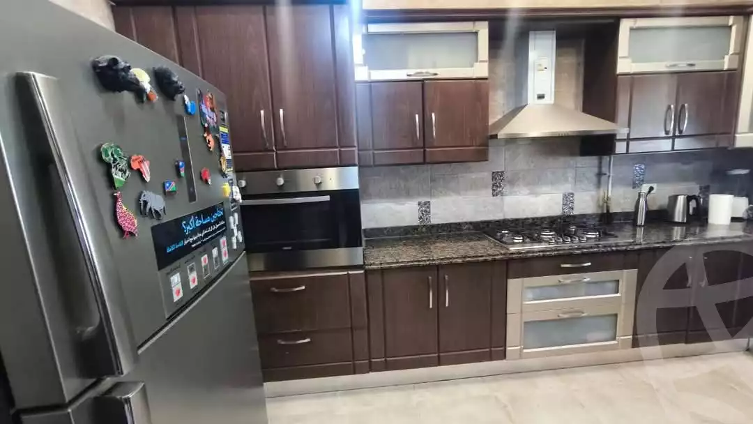 https://aqarmap.com.eg/en/listing/5892487-for-rent-cairo-new-cairo-compounds-les-rois