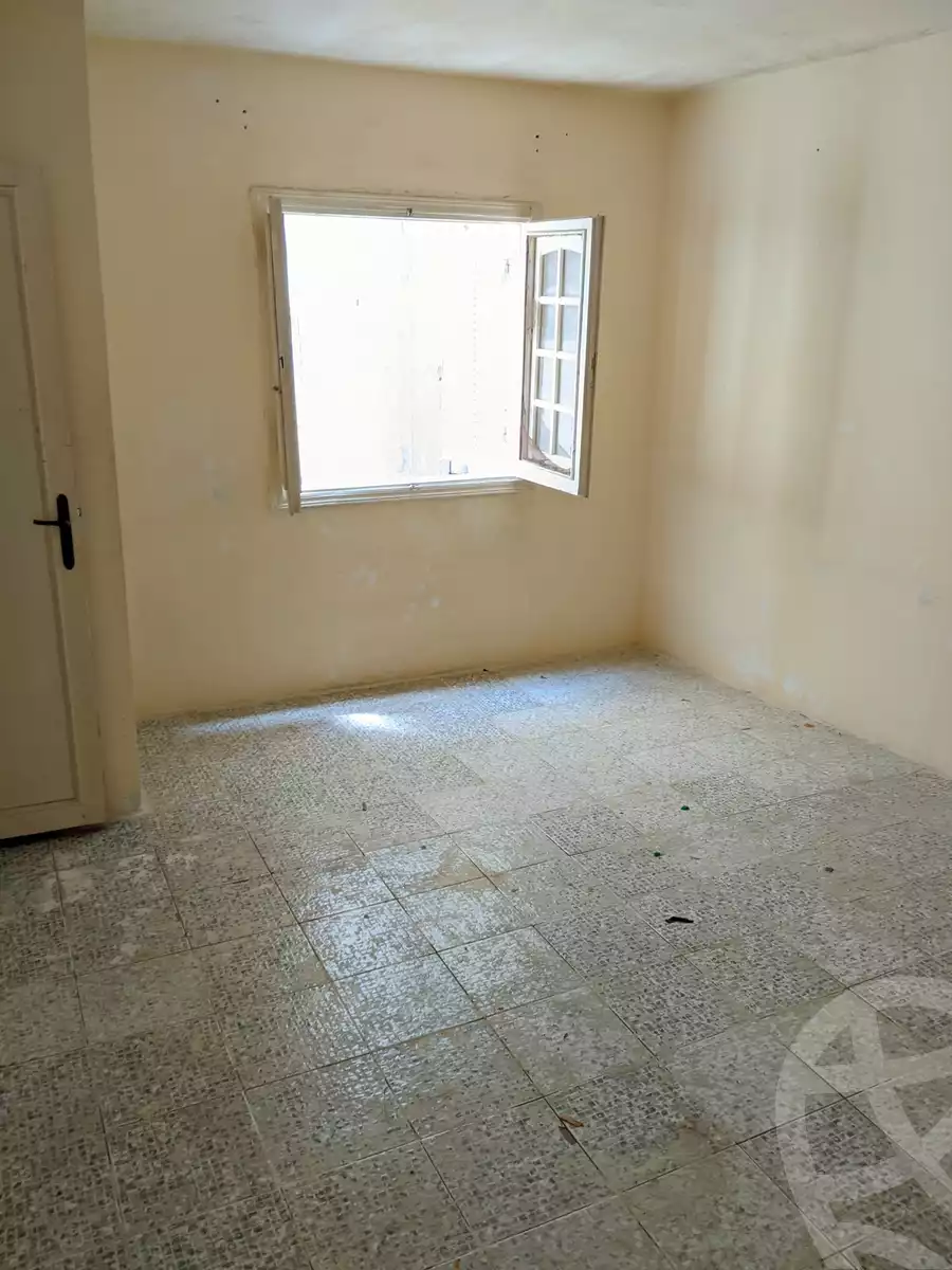 https://aqarmap.com.eg/en/listing/5892933-for-sale-alexandria-l-jmy-el-hanouvel-el-hag-radwan-mosque-st