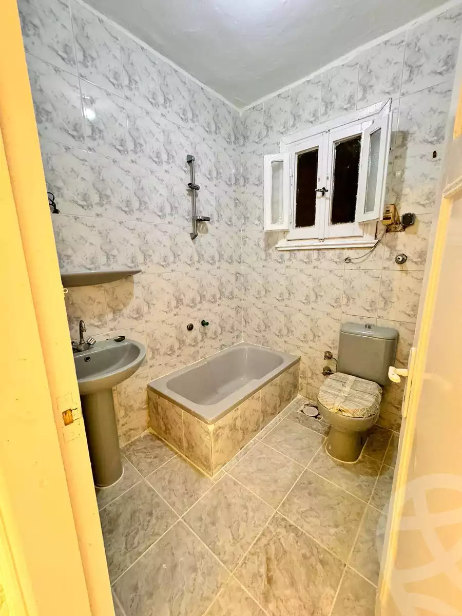 https://aqarmap.com.eg/en/listing/5893389-for-sale-alexandria-l-jmy-shataa-el-nakheel-street-10