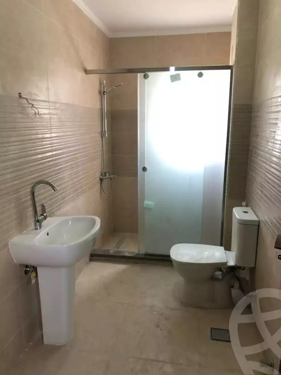https://aqarmap.com.eg/en/listing/5893590-for-rent-cairo-mokattam-lhdb-l-ly
