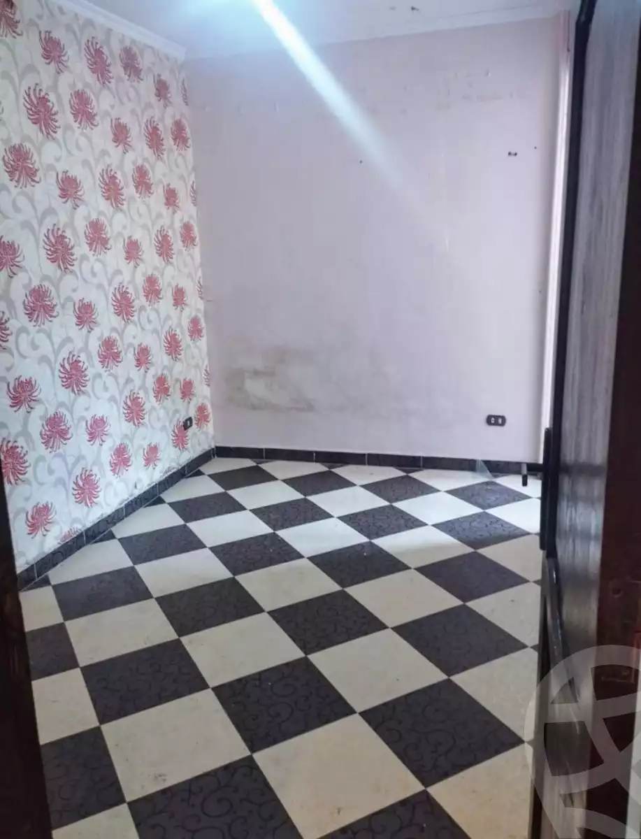 https://aqarmap.com.eg/en/listing/5895104-for-rent-alexandria-bolekly-shr-lblbl
