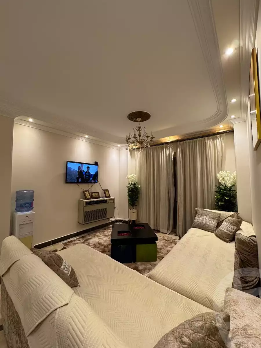 https://aqarmap.com.eg/en/listing/5896059-for-rent-cairo-new-cairo-compounds-el-ashrafia