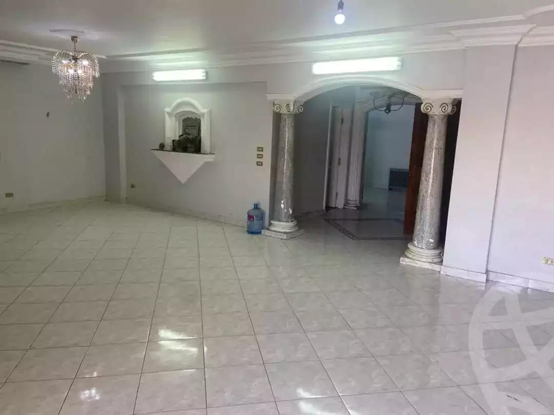https://aqarmap.com.eg/en/listing/5897747-for-rent-cairo-mokattam-lhdb-l-ly