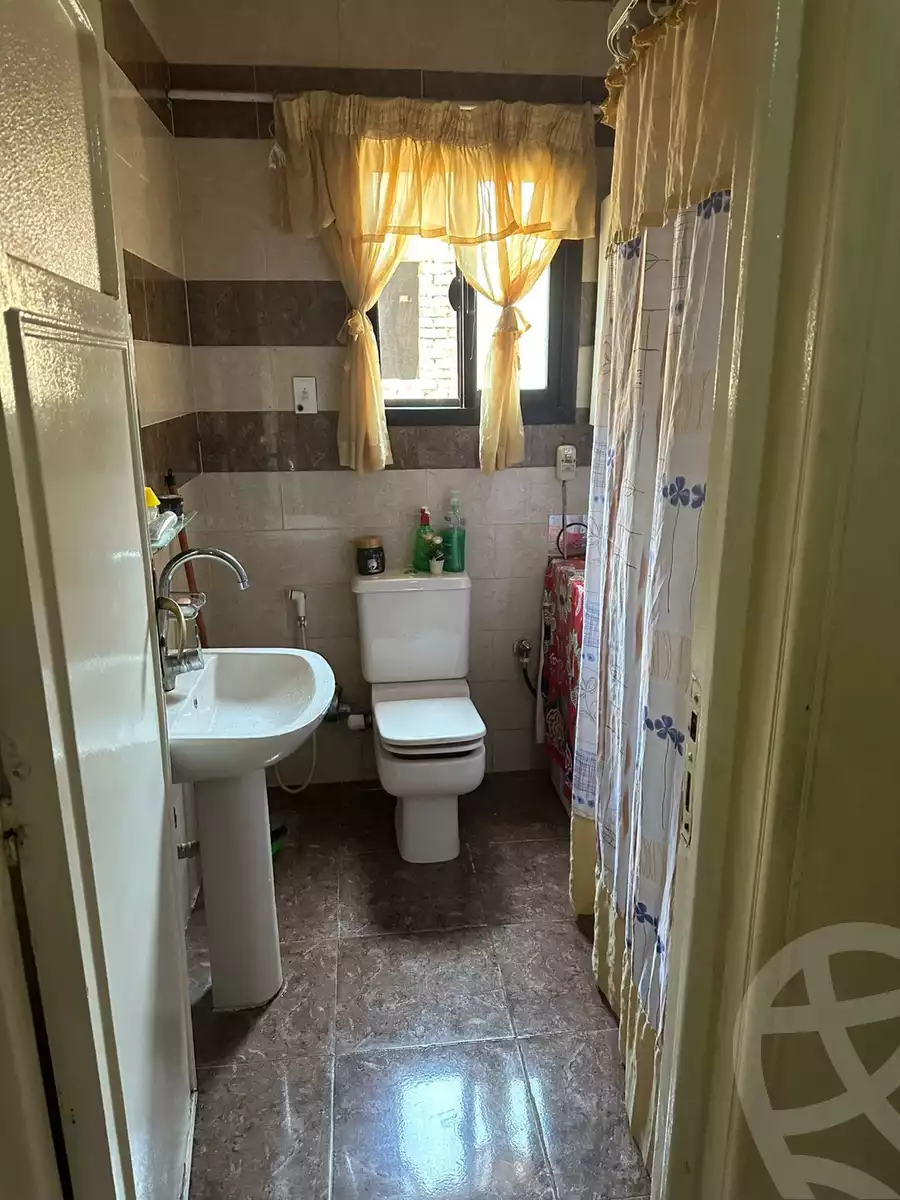 https://aqarmap.com.eg/en/listing/5899405-for-sale-cairo-ain-shams-ahmed-esmat-st