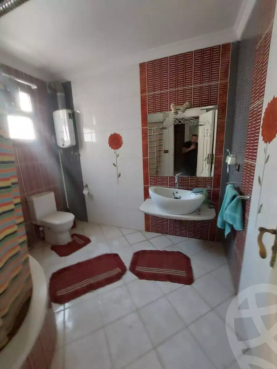 https://aqarmap.com.eg/en/listing/5899702-for-sale-cairo-mokattam-lhdb-l-ly-shareaa-9