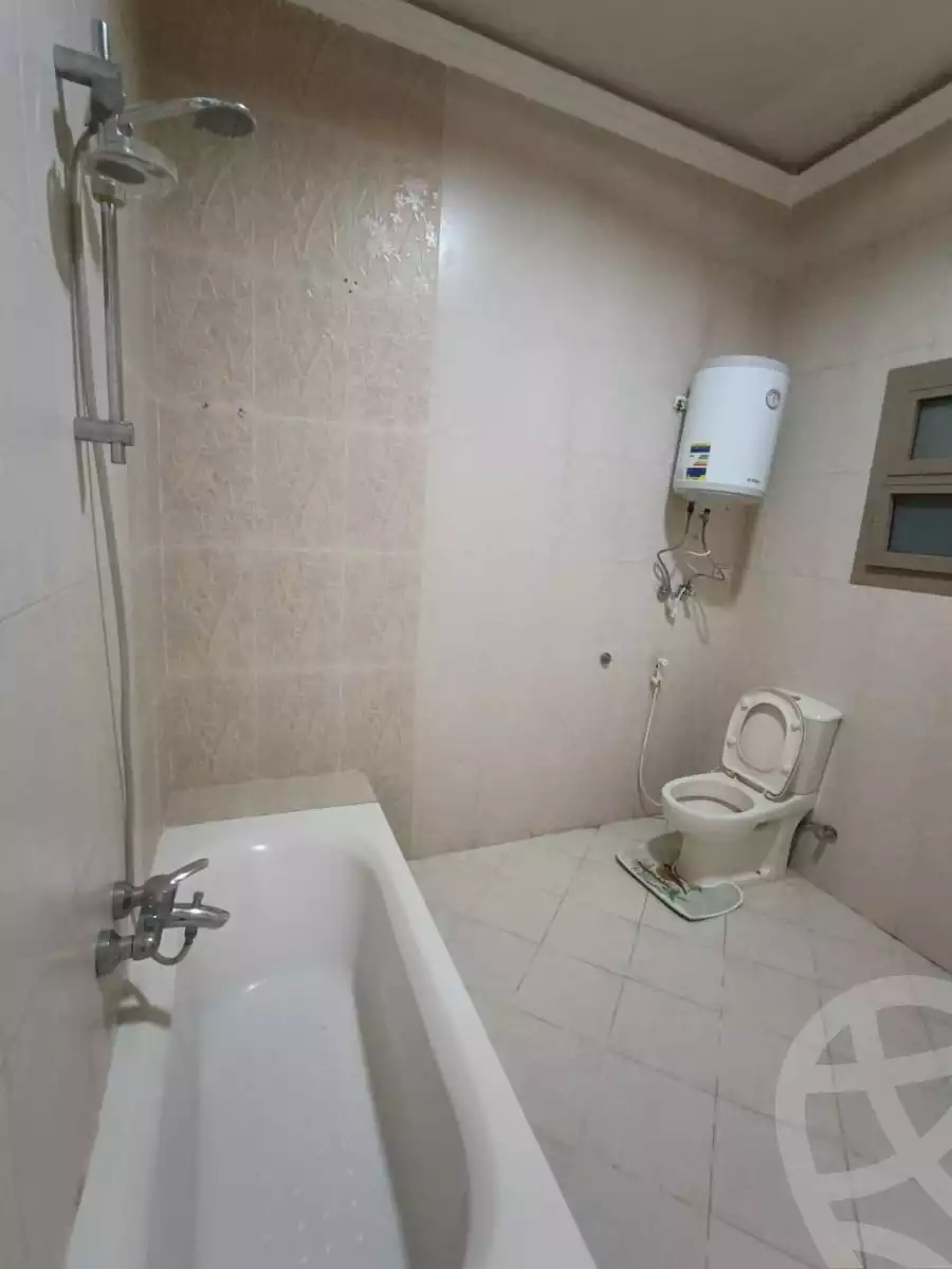 https://aqarmap.com.eg/ar/listing/5901747-for-rent-cairo-heliopolis-triumph-square-ahmed-faheem-bayoumy-st