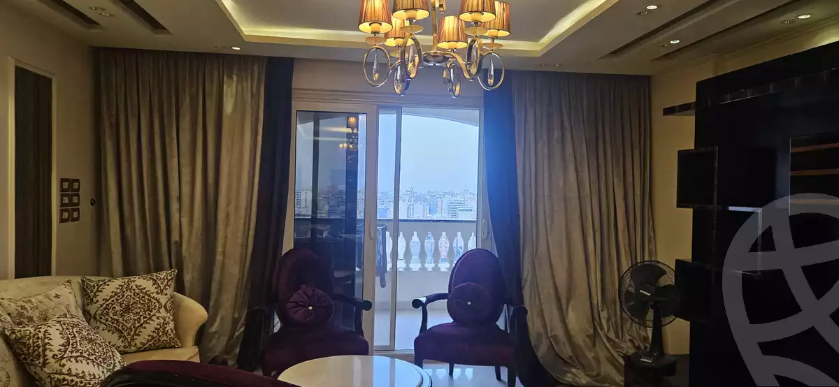 https://aqarmap.com.eg/en/listing/5901556-for-sale-alexandria-glim-mostafa-maher-st