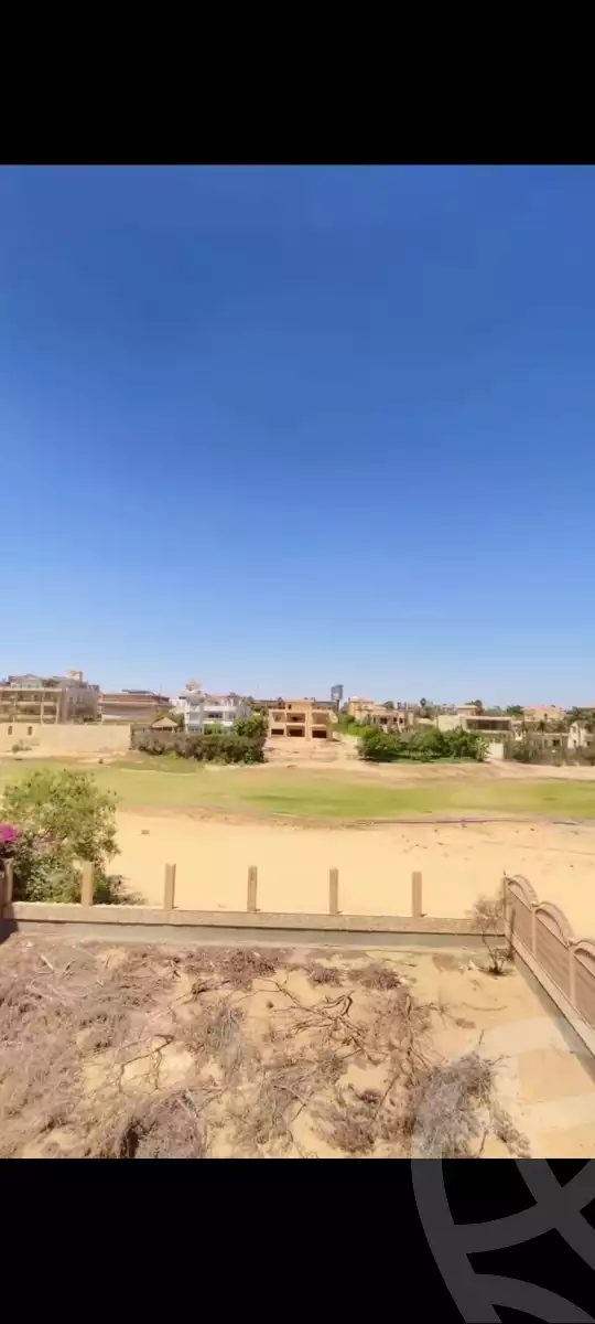 https://aqarmap.com.eg/ar/listing/5903908-for-sale-cairo-al-oubour-compounds-golf-city