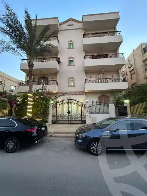 https://aqarmap.com.eg/en/listing/5905868-for-sale-cairo-new-cairo-el-ahyaa-second-neighborhood-street-66