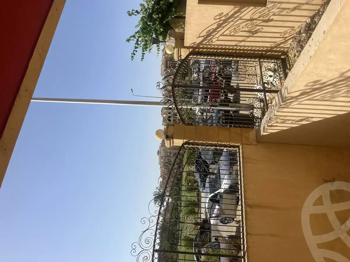 https://aqarmap.com.eg/en/listing/5906026-for-sale-cairo-new-cairo-el-banafsg-el-banafsag-11-suleiman-al-halabi-st